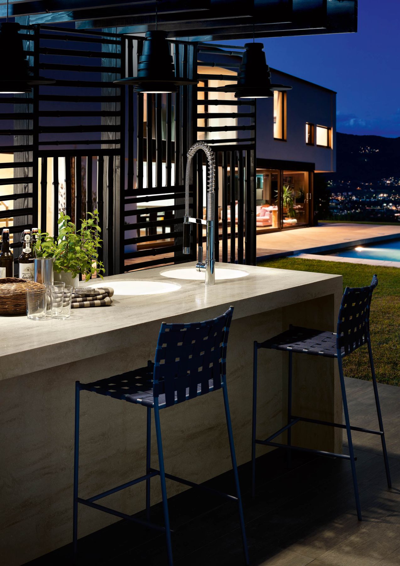 sites/corian-uk.telkeadev.lu/IMG/jpg/kitchen-surface-outdoor-charm-01.jpg